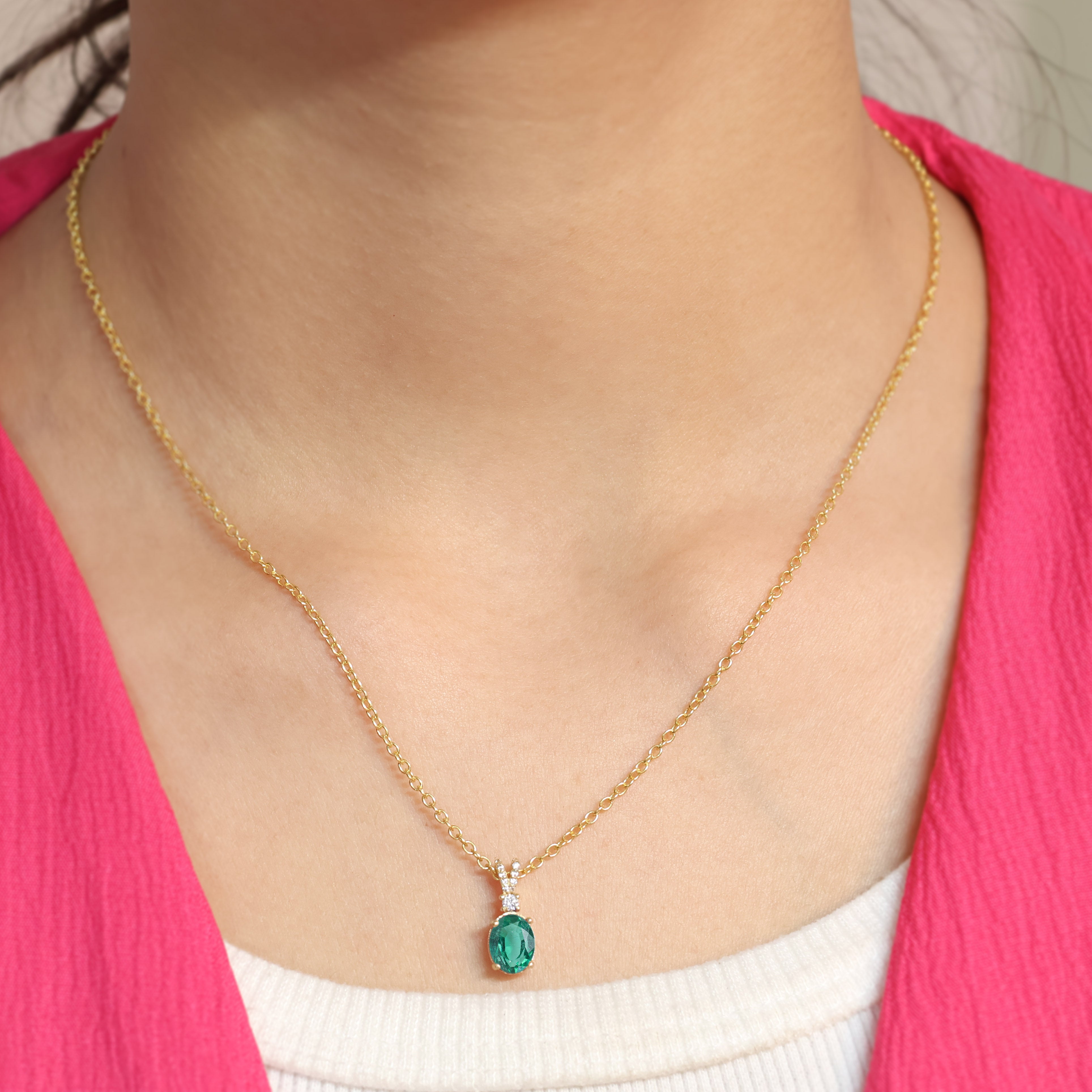 Green Emerald Gemstone Pendant Necklace